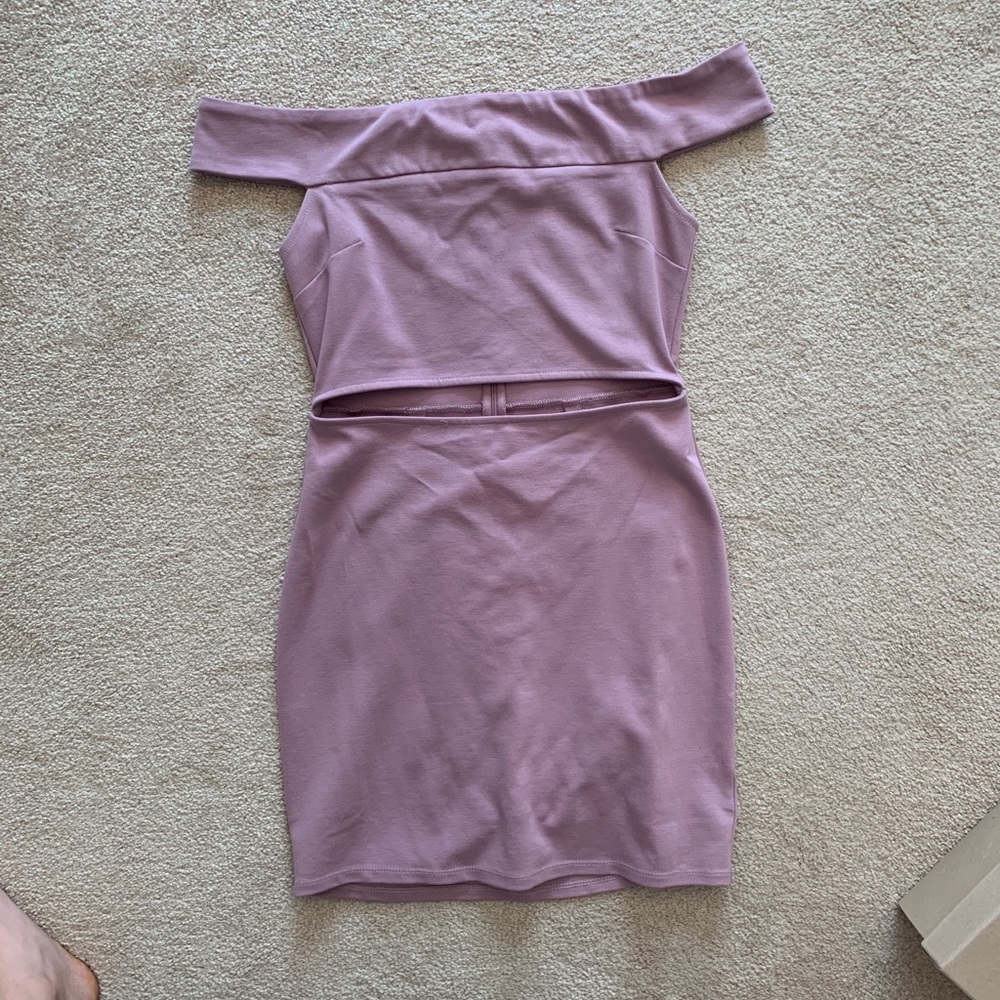 Pink/purple mini dress w/ cutout on upper stomach